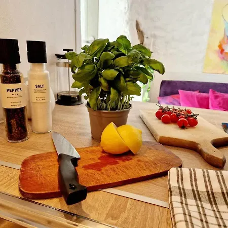 Beautiful Near Bryggen Balcony Fireplace *