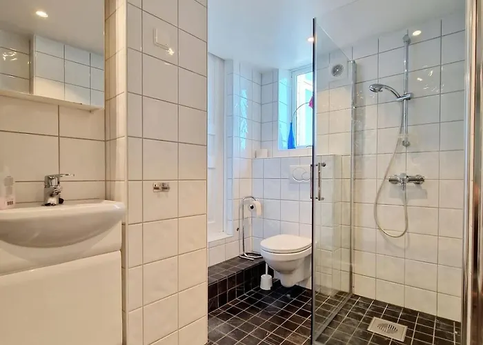 Beautiful Near Bryggen Balcony Fireplace